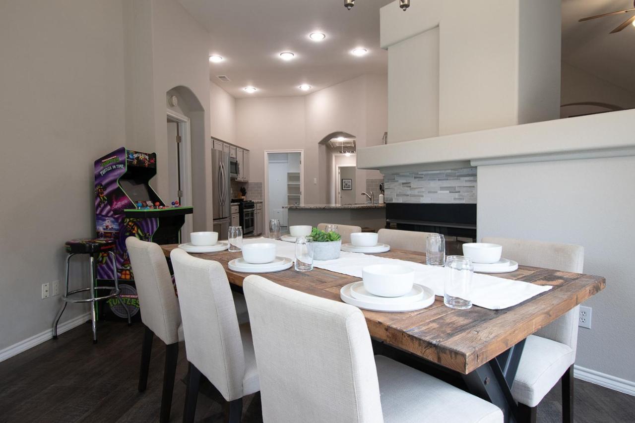 Holiday home Texas Roots: King Beds And Modern Comfort McKinney
